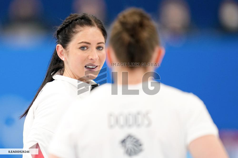 (BEIJING2022)CHINA-BEIJING-OLYMPIC WINTER GAMES-CURLING-WOMEN'S GOLD MEDAL GAME-JPN VS GBR(CN)