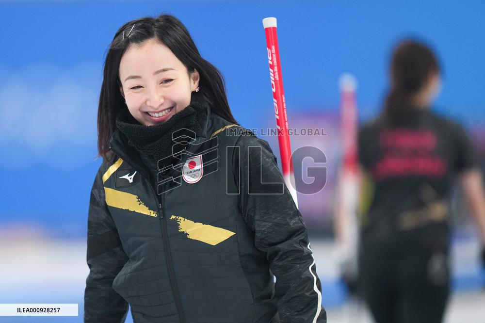 (BEIJING2022)CHINA-BEIJING-OLYMPIC WINTER GAMES-CURLING-WOMEN'S GOLD MEDAL GAME-JPN VS GBR(CN)