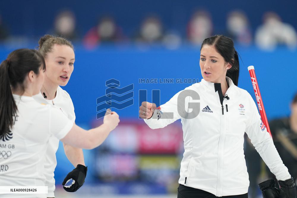 (BEIJING2022)CHINA-BEIJING-OLYMPIC WINTER GAMES-CURLING-WOMEN'S GOLD MEDAL GAME-JPN VS GBR(CN)