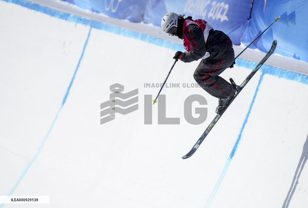 (XHTP)(BEIJING2022)CHINA-ZHANGJIAKOU-OLYMPIC WINTER GAMES-FREESTYLE SKIING-WOMEN'S FREESKI HALFPIPE-FINAL (CN)