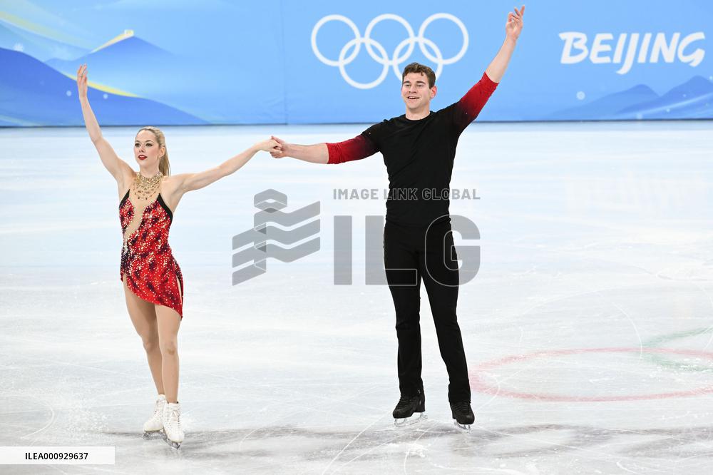 (BEIJING2022)CHINA-BEIJING-OLYMPIC WINTER GAMES-FIGURE SKATING-PAIR SKATING-SHORT PROGRAM (CN)