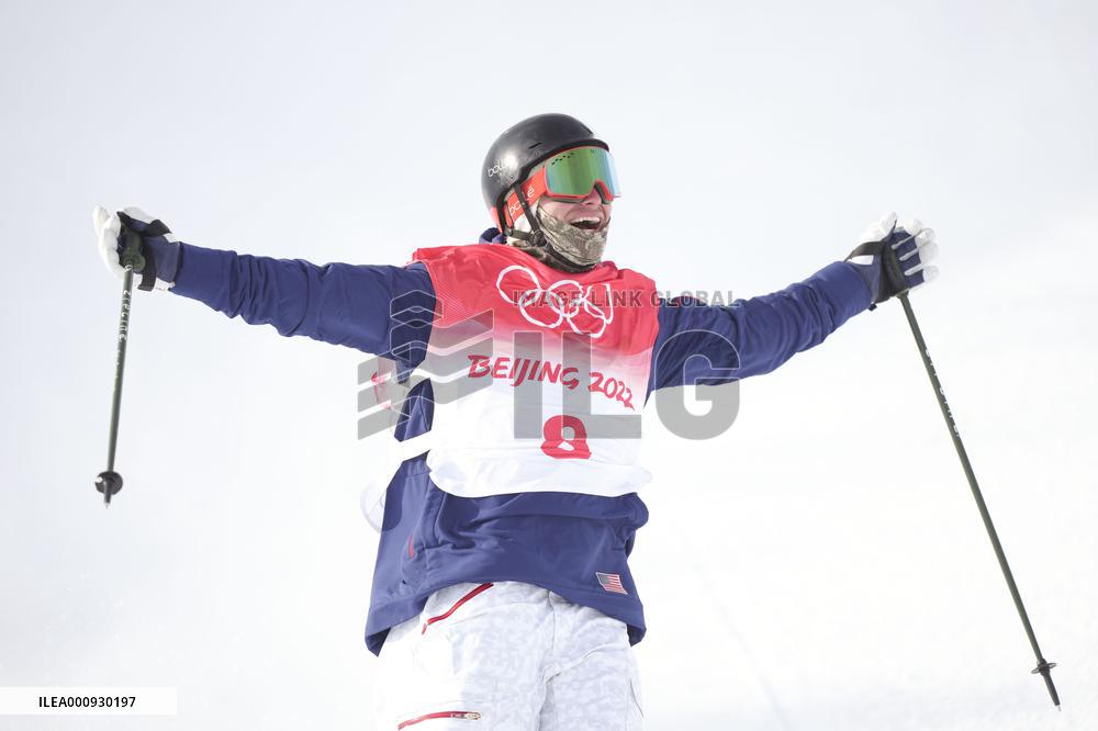 (BEIJING2022)CHINA-ZHANGJIAKOU-OLYMPIC WINTER GAMES-FREESTYLE SKIING-MEN'S FREESKI HALFPIPE-FINAL(CN)