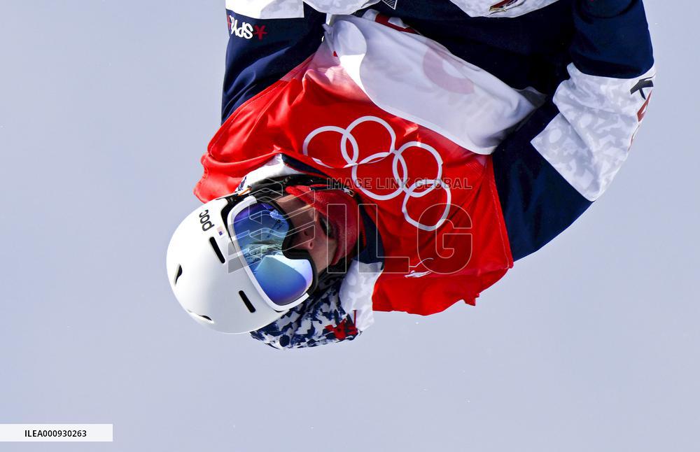 (BEIJING2022)CHINA-ZHANGJIAKOU-OLYMPIC WINTER GAMES-FREESTYLE SKIING-MEN'S FREESKI HALFPIPE-FINAL(CN)