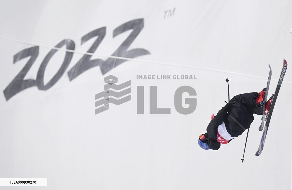 (BEIJING2022)CHINA-ZHANGJIAKOU-OLYMPIC WINTER GAMES-FREESTYLE SKIING-MEN'S FREESKI HALFPIPE-FINAL(CN)