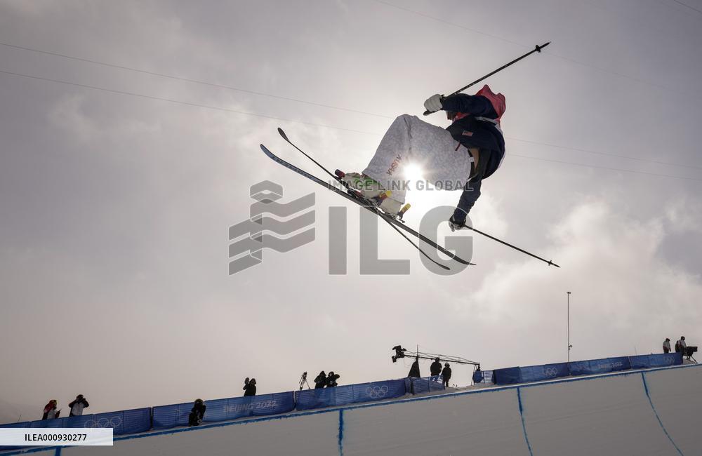 (XHTP)(BEIJING2022)CHINA-ZHANGJIAKOU-OLYMPIC WINTER GAMES-FREESTYLE SKIING-MEN'S FREESKI HALFPIPE-FINAL(CN)