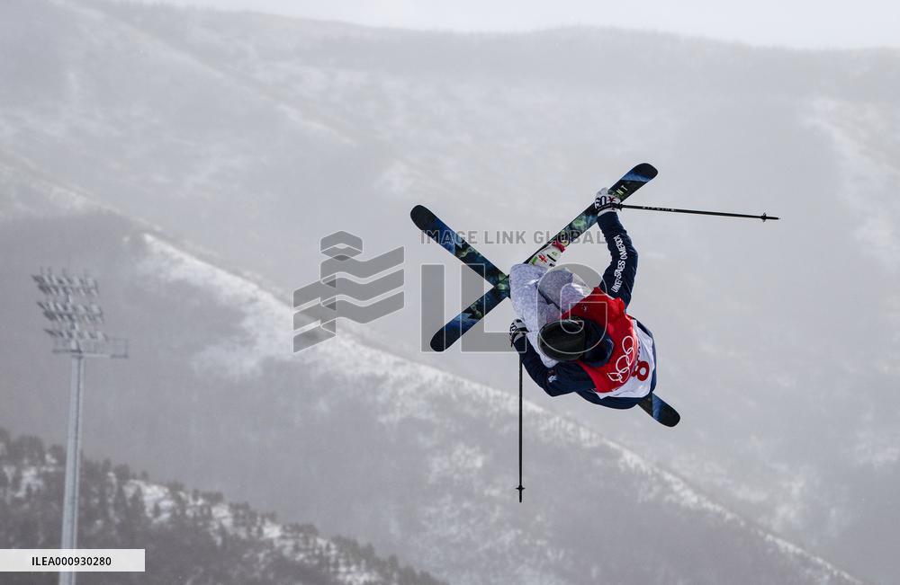 (BEIJING2022)CHINA-ZHANGJIAKOU-OLYMPIC WINTER GAMES-FREESTYLE SKIING-MEN'S FREESKI HALFPIPE-FINAL(CN)