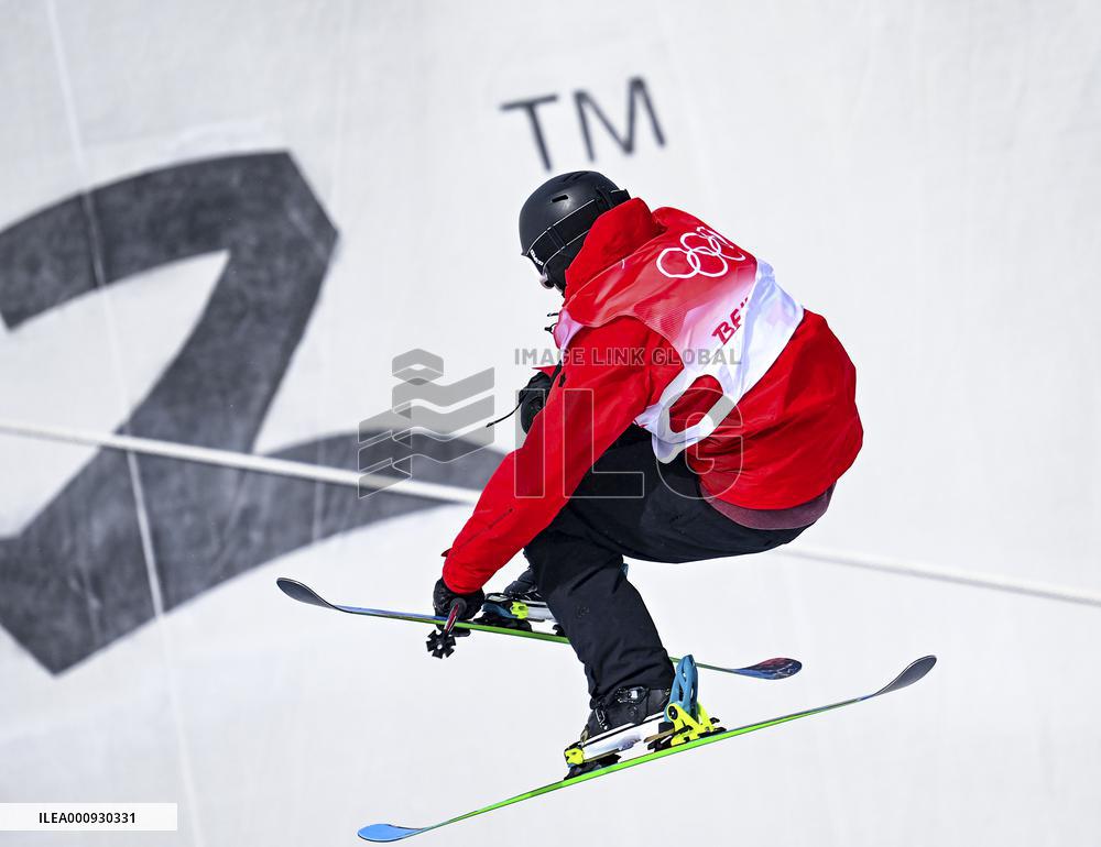 (XHTP)(BEIJING2022)CHINA-ZHANGJIAKOU-OLYMPIC WINTER GAMES-FREESTYLE SKIING-MEN'S FREESKI HALFPIPE-FINAL(CN)