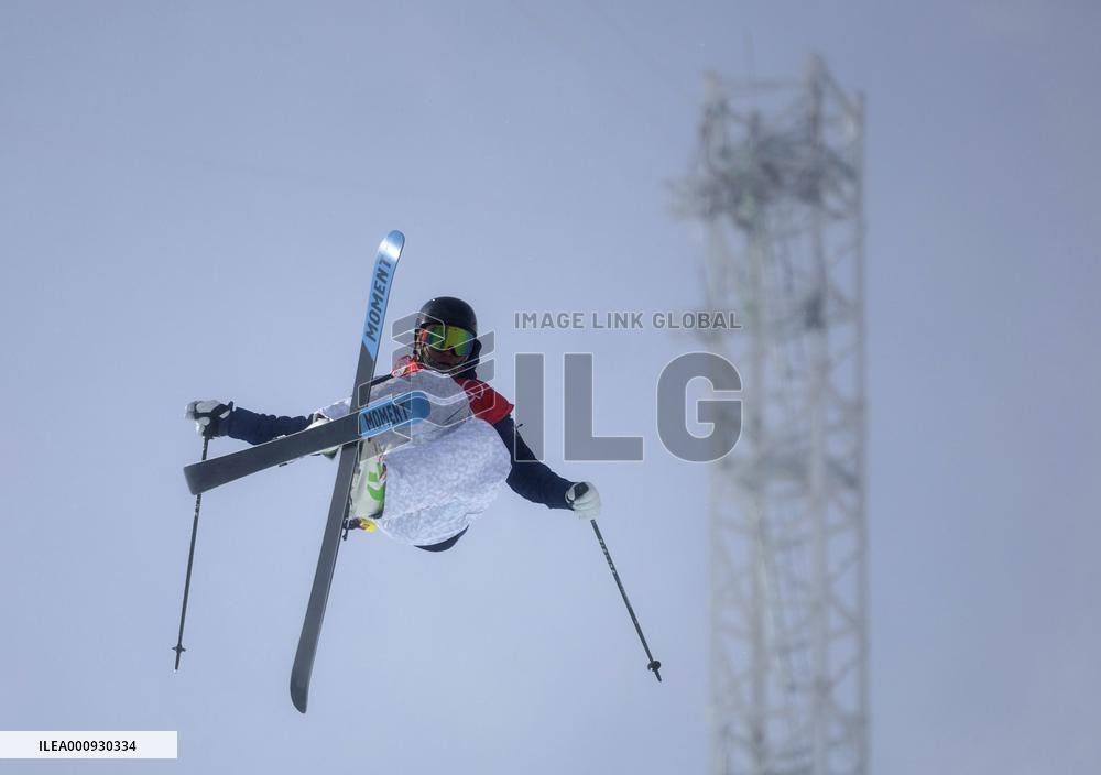 (BEIJING2022)CHINA-ZHANGJIAKOU-OLYMPIC WINTER GAMES-FREESTYLE SKIING-MEN'S FREESKI HALFPIPE-FINAL(CN)