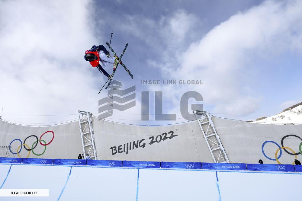 (XHTP)(BEIJING2022)CHINA-ZHANGJIAKOU-OLYMPIC WINTER GAMES-FREESTYLE SKIING-MEN'S FREESKI HALFPIPE-FINAL(CN)