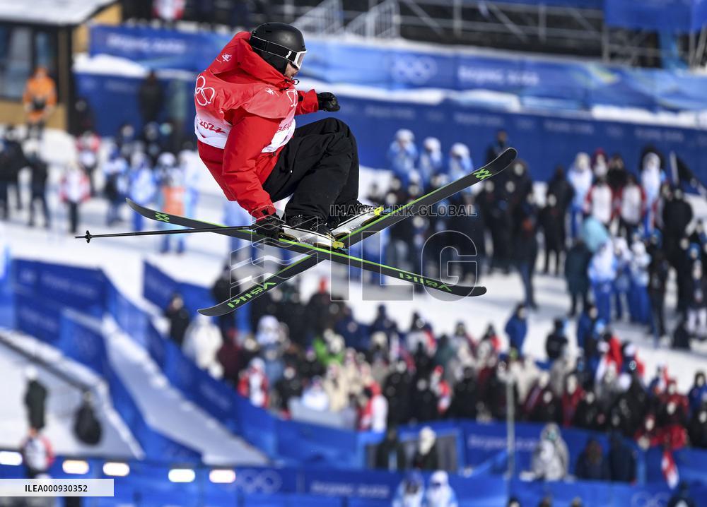(BEIJING2022)CHINA-ZHANGJIAKOU-OLYMPIC WINTER GAMES-FREESTYLE SKIING-MEN'S FREESKI HALFPIPE-FINAL(CN)