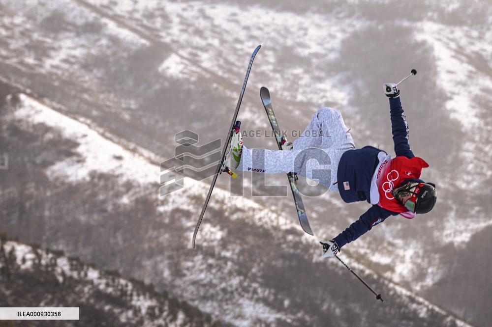 (XHTP)(BEIJING2022)CHINA-ZHANGJIAKOU-OLYMPIC WINTER GAMES-FREESTYLE SKIING-MEN'S FREESKI HALFPIPE-FINAL(CN)