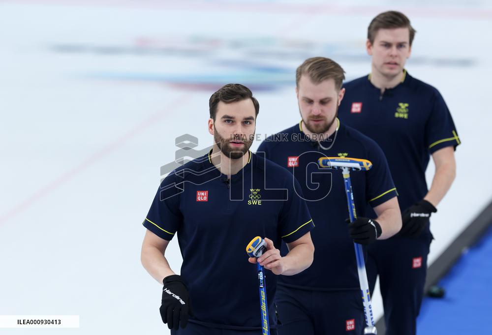 (BEIJING2022)CHINA-BEIJING-OLYMPIC WINTER GAMES-CURLING-MEN'S GOLD MEDAL GAME-GBR VS SWE (CN)