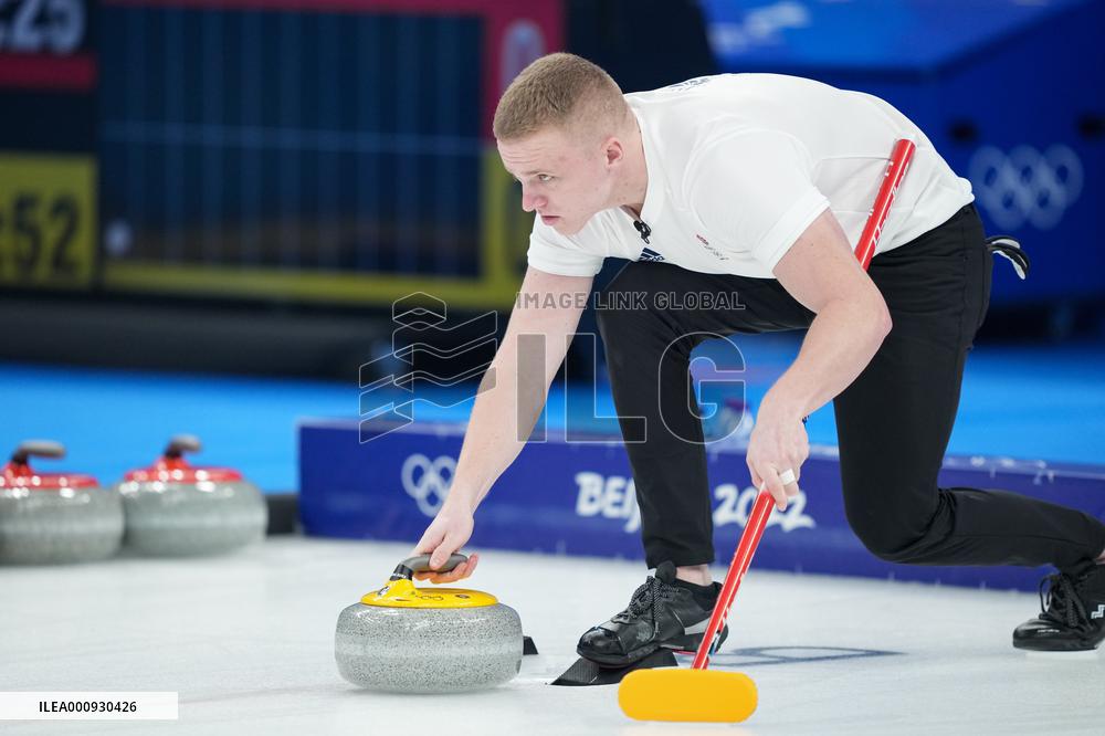 (BEIJING2022)CHINA-BEIJING-OLYMPIC WINTER GAMES-CURLING-MEN'S GOLD MEDAL GAME-GBR VS SWE (CN)