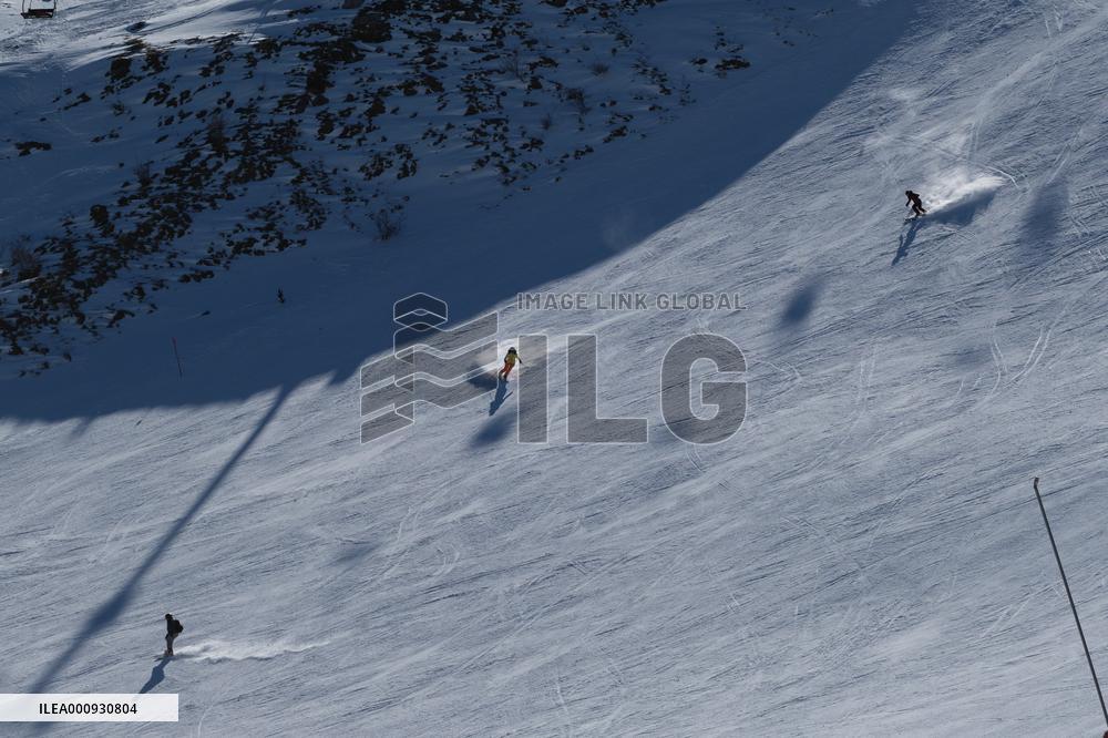 EUROPE-CHINA-WINTER SPORTS-COOPERATION-BOOMING