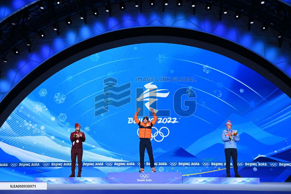 (BEIJING2022)CHINA-BEIJING-OLYMPIC WINTER GAMES-AWARDING CEREMONY-SPEED SKATING (CN)