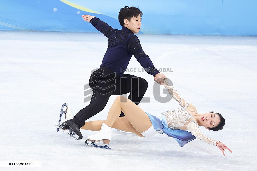 (BEIJING2022)CHINA-BEIJING-OLYMPIC WINTER GAMES-FIGURE SKATING-PAIR SKATING-FREE SKATING (CN)