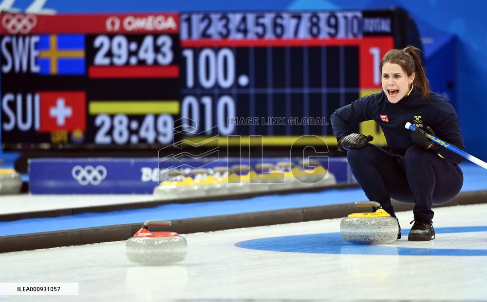 (BEIJING2022)CHINA-BEIJING-OLYMPIC WINTER GAMES-CURLING-WOMEN'S BRONZE MEDAL GAME-SWE VS SUI (CN)