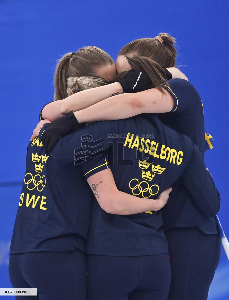 (BEIJING2022)CHINA-BEIJING-OLYMPIC WINTER GAMES-CURLING-WOMEN'S BRONZE MEDAL GAME-SWE VS SUI (CN)