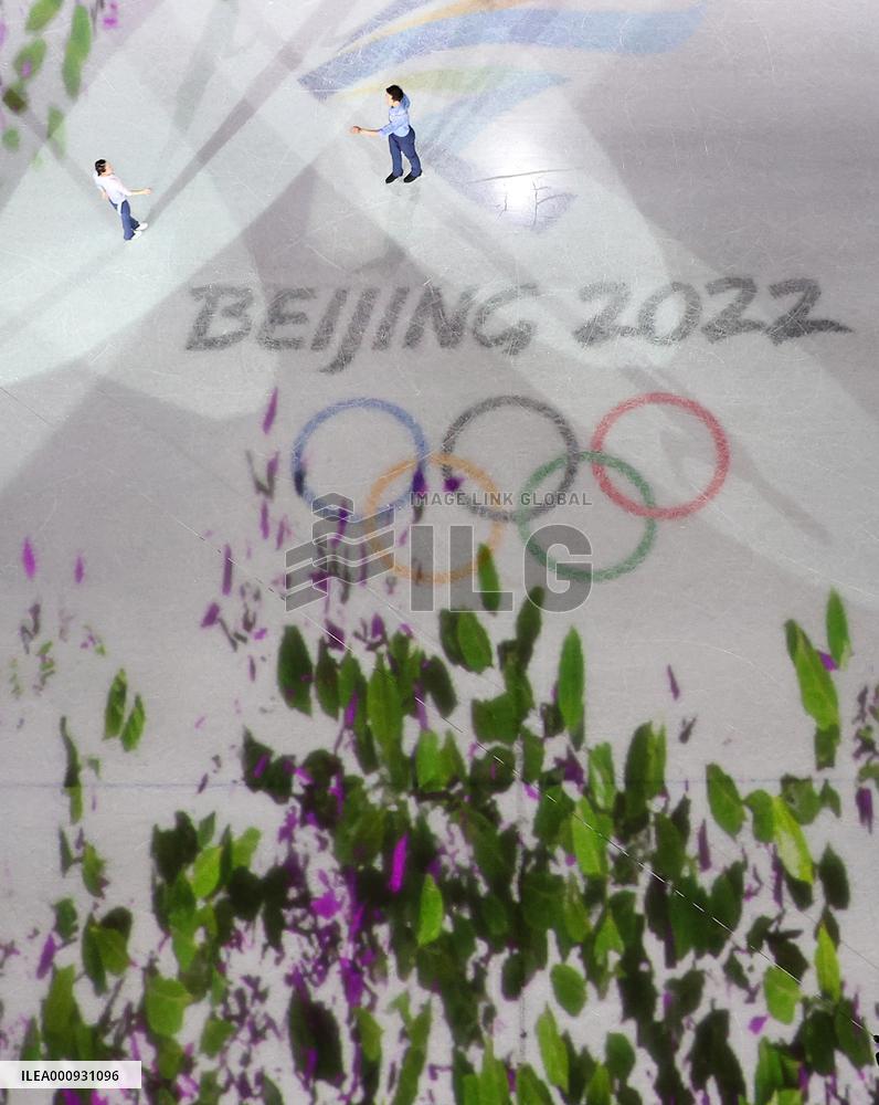 (XHTP)(BEIJING2022)CHINA-BEIJING-OLYMPIC WINTER GAMES-FIGURE SKATING-GALA