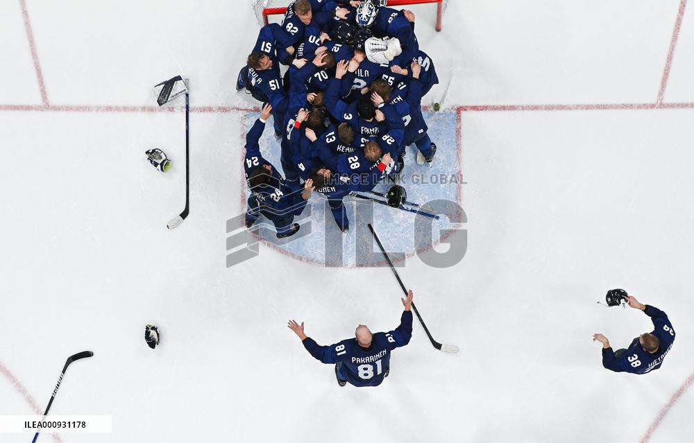 (XHTP)(BEIJING2022)CHINA-BEIJING-OLYMPIC WINTER GAMES-ICE HOCKEY-MEN'S GOLD MEDAL GAME-ROC VS FIN (CN)
