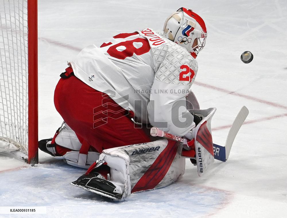 (BEIJING2022)CHINA-BEIJING-OLYMPIC WINTER GAMES-ICE HOCKEY-MEN'S GOLD MEDAL GAME-ROC VS FIN (CN)