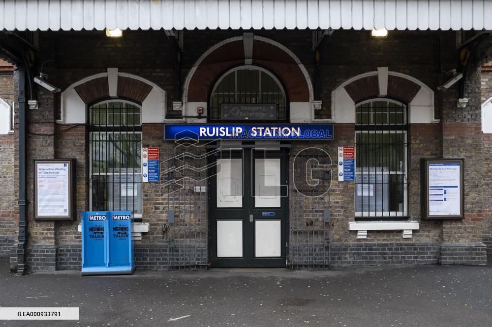 BRITAIN-LONDON-UNDERGROUND WORKERS-STRIKE