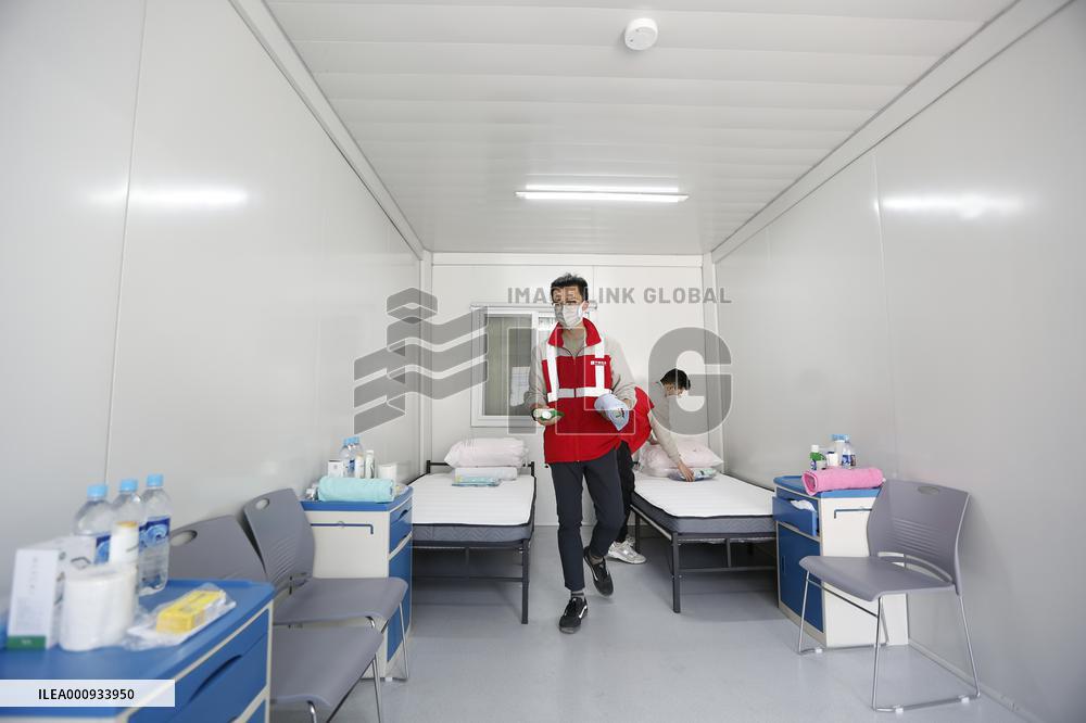 CHINA-HONG KONG-ISOLATION FACILITY (CN)