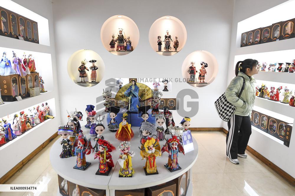 CHINA-GUIZHOU-HUISHUI-"TANG DOLL" WORKSHOP (CN)