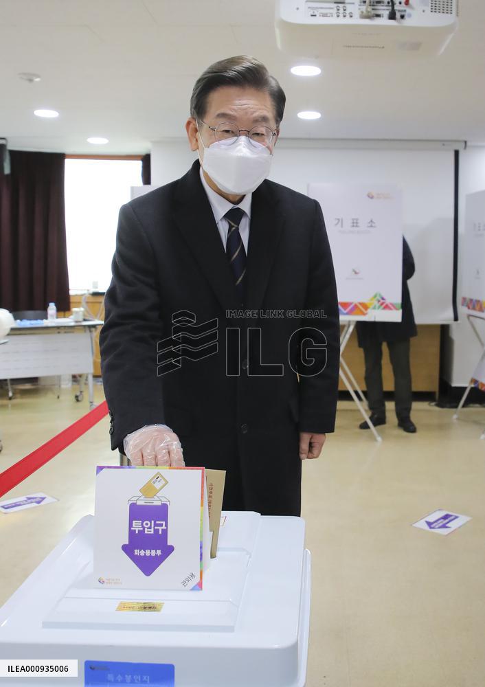 SOUTH KOREA-SEOUL-PRESIDENTIAL ELECTION-CANDIDATES