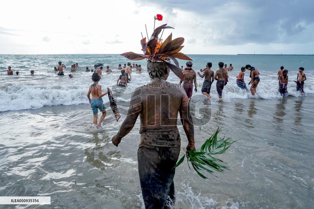 INDONESIA-BALI-MUD BATH-NYEPI-CELEBRATION