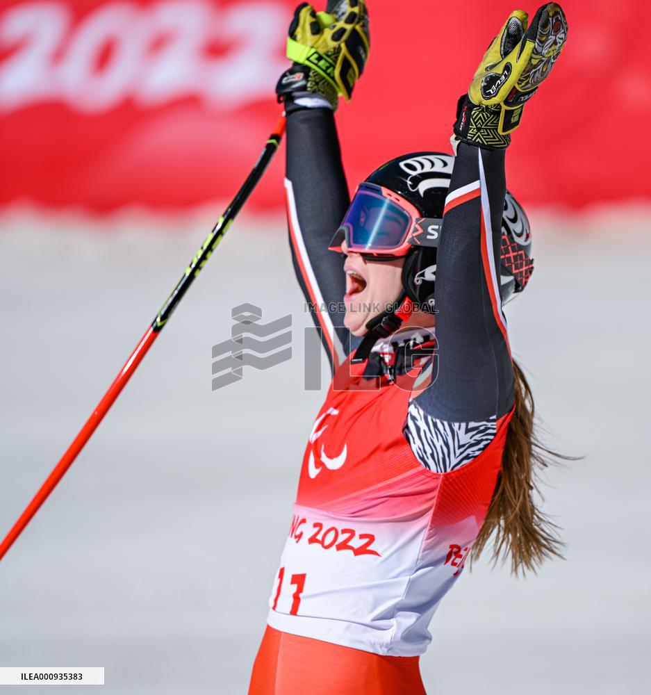 (SP)CHINA-BEIJING-WINTER PARALYMPICS-ALPINE SKIING-WOMEN'S DOWNHILL STANDING (CN)