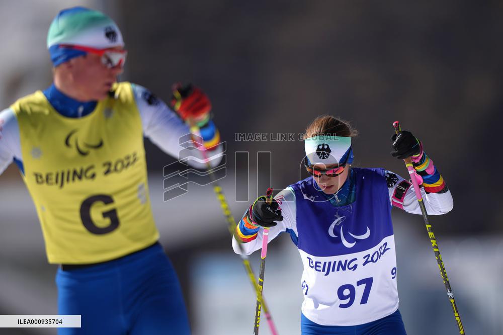(SP)CHINA-ZHANGJIAKOU-WINTER PARALYMPICS-BIATHLON-WOMEN'S SPRINT-VISION IMPAIRED(CN)