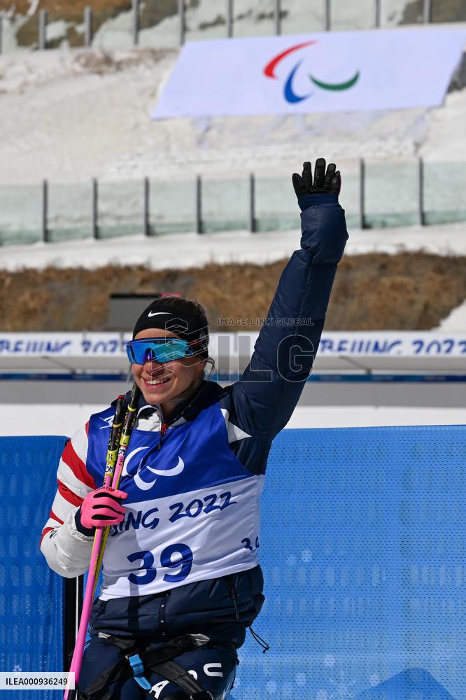 (SP)CHINA-ZHANGJIAKOU-WINTER PARALYMPICS-PARA CROSS-COUNTRY SKIING -WOMEN'S LONG DISTANCE SITTING(CN)