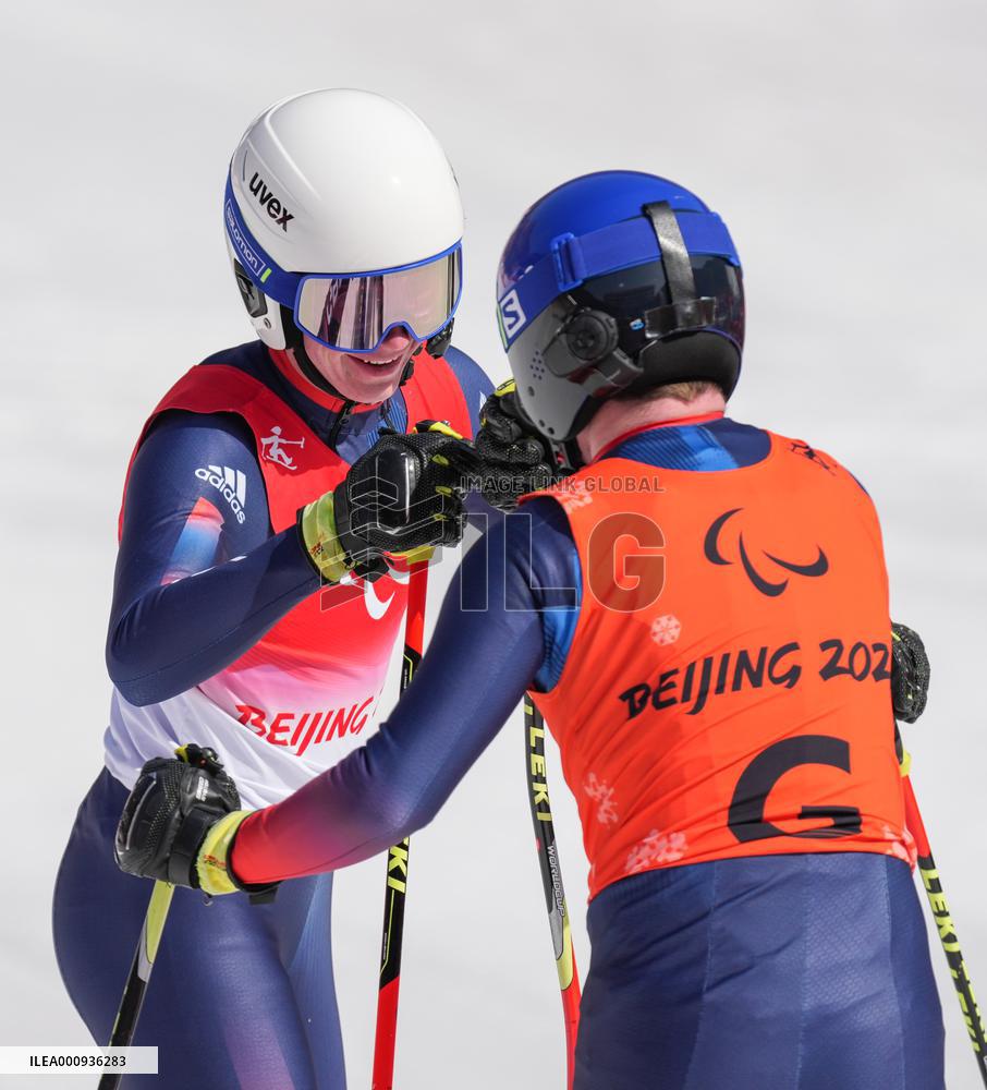 (SP)CHINA-BEIJING-BEIJING 2022 WINTER PARALYMPICS-PARA ALPINE SKIING-MEN'S SUPER-G-VISION IMPAIRED(CN)