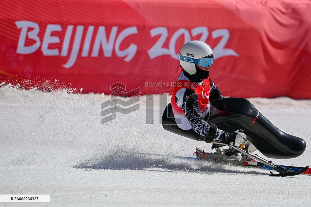 (SP)CHINA-BEIJING-BEIJING 2022 WINTER PARALYMPICS-PARA ALPINE SKIING-MEN'S SUPER-G-SITTING (CN)