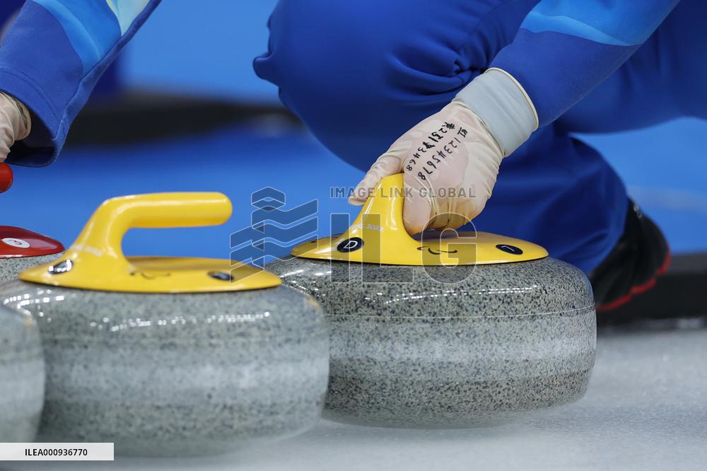 (SP)CHINA-BEIJING-WINTER PARALYMPICS-WHEELCHAIR CURLING-VOLUNTEERS(CN)