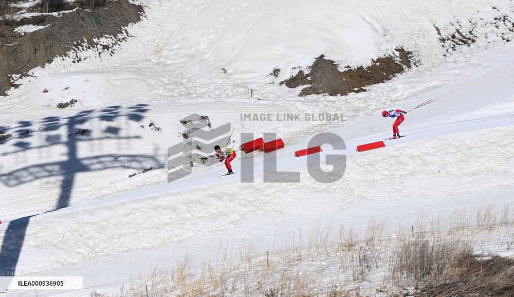 (SP)CHINA-ZHANGJIAKOU-WINTER PARALYMPICS-PARA CROSS-COUNTRY SKIING -WOMEN'S LONG DISTANCE CLASSIC VISION IMPAIRED(CN)