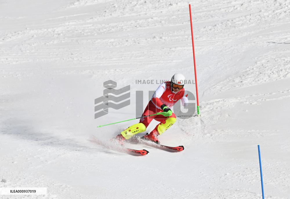 (SP)CHINA-BEIJING- WINTER PARALYMPICS-ALPINE SKIING-MEN'S SUPER COMBINED-STANDING(CN)