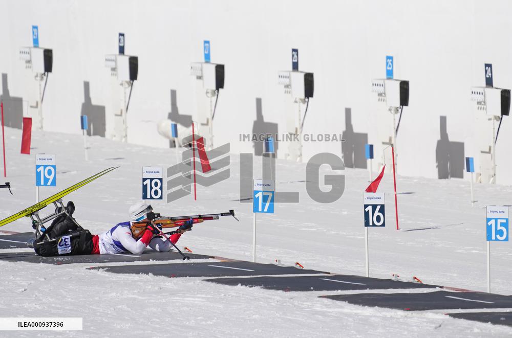 (SP)CHINA-ZHANGJIAKOU-WINTER PARALYMPICS-PARA BIATHLON-MEN'S MIDDLE DISTANCE SITTING (CN)