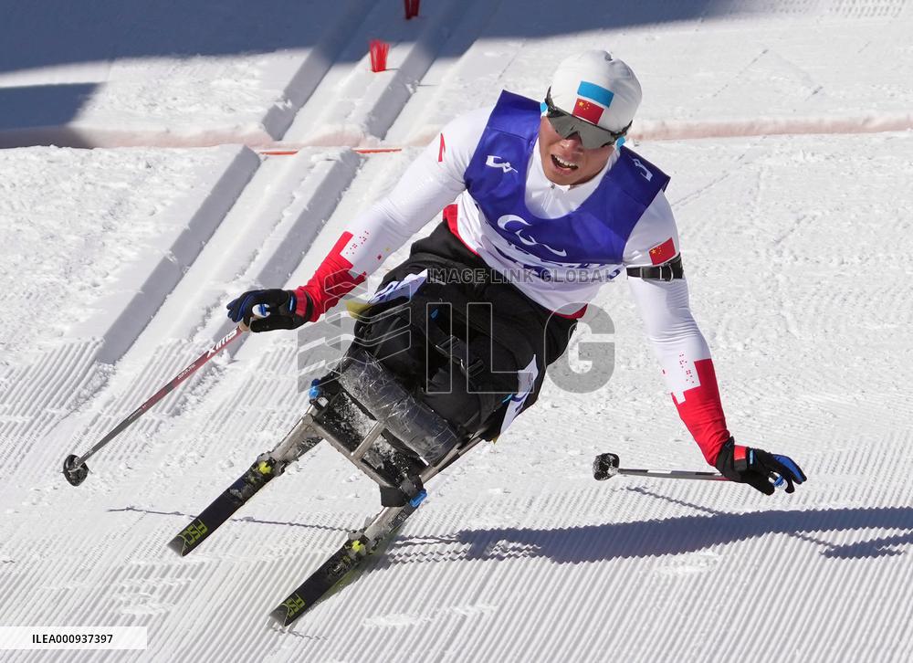 (SP)CHINA-ZHANGJIAKOU-WINTER PARALYMPICS-PARA BIATHLON-MEN'S MIDDLE DISTANCE SITTING (CN)