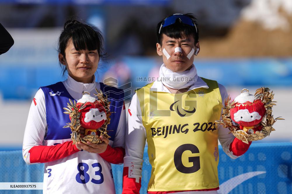 (SP)CHINA-ZHANGJIAKOU-WINTER PARALYMPICS-PARA BIATHLON-WOMEN'S MIDDLE DISTANCE VISION IMPAIRED (CN)