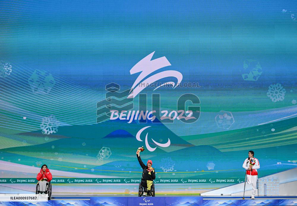 (SP)CHINA-BEIJING-WINTER PARALYMPICS-ALPINE SKIING-WOMEN'S SUPER COMBINED SITTING-AWARDING CEREMONY (CN)