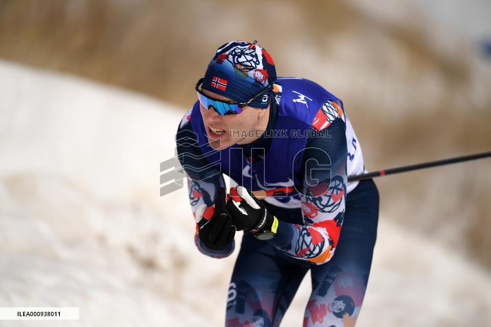 (SP)CHINA-ZHANGJIAKOU-WINTER PARALYMPICS-PARA CROSS-COUNTRY SKIING-MEN'S SPRINT FREE STANDING