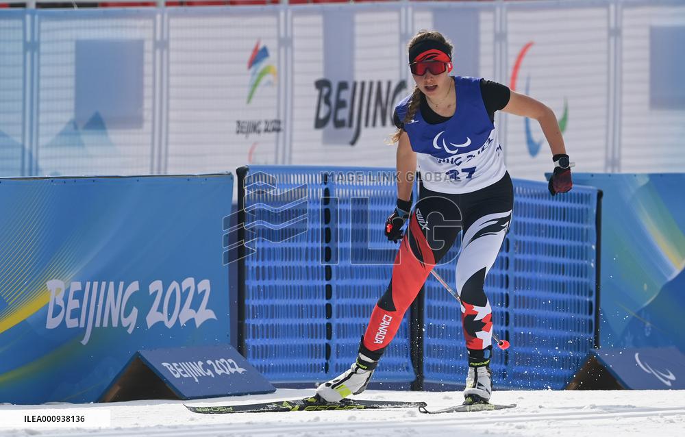 (SP)CHINA-ZHANGJIAKOU-WINTER PARALYMPICS-PARA CROSS-COUNTRY SKIING-WOMEN'S SPRINT FREE STANDING FINAL (CN)