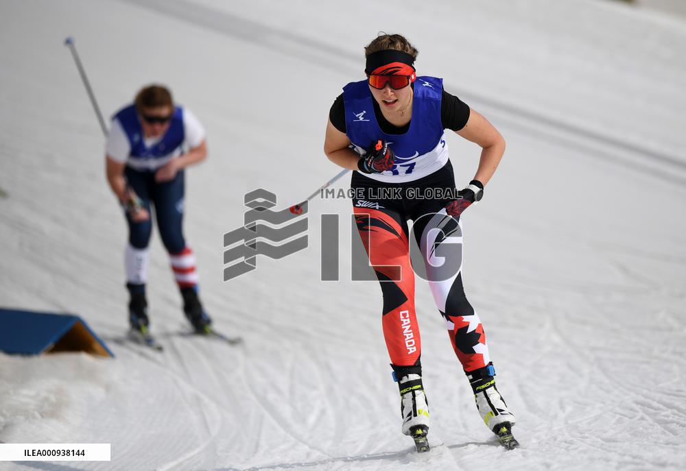 (SP)CHINA-ZHANGJIAKOU-WINTER PARALYMPICS-PARA CROSS-COUNTRY SKIING-WOMEN'S SPRINT FREE STANDING FINAL (CN)