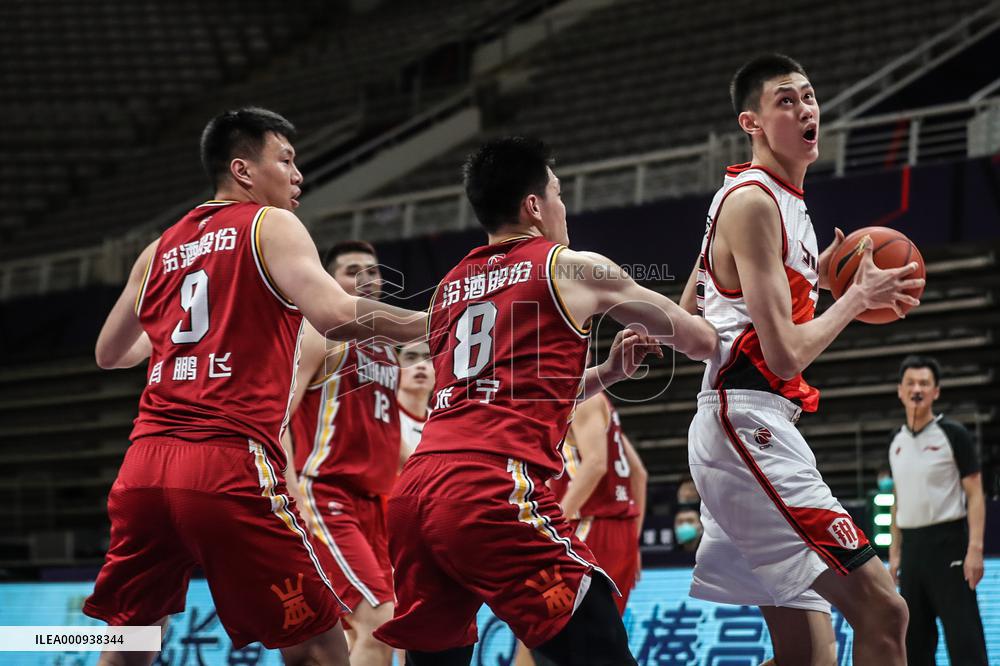 (SP)CHINA-LIAONING-SHENYANG-BASKETBALL-CBA LEAGUE-JIANGSU DRAGONS-SHANXI LOONGS(CN)