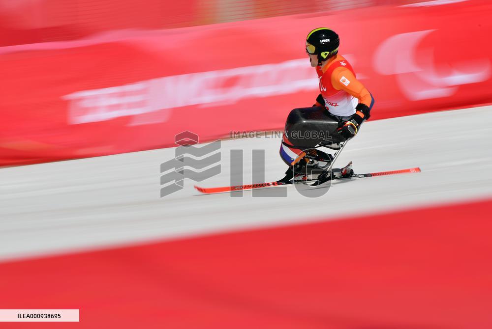 (SP)CHINA-BEIJING-WINTER PARALYMPICS-ALPINE SKIING-MEN'S GIANT SLALOM SITTING (CN)