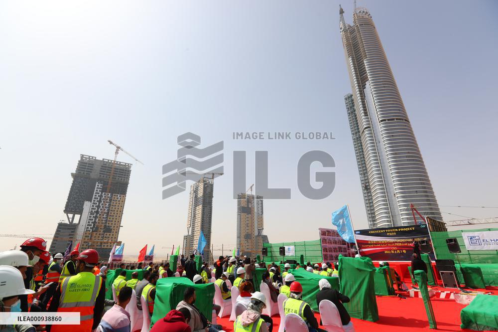 EGYPT-NEW ADMINISTRATIVE CAPITAL-CBD CONSTRUCTION-CRESCENT TOWER-TOPPING OUT