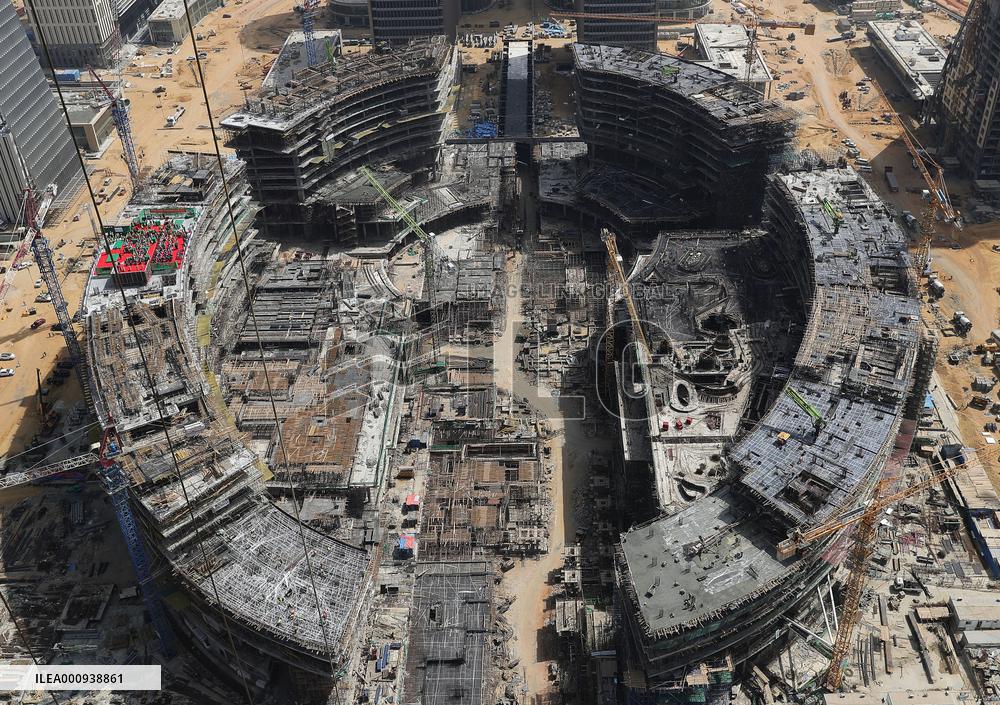 EGYPT-NEW ADMINISTRATIVE CAPITAL-CBD CONSTRUCTION-CRESCENT TOWER-TOPPING OUT