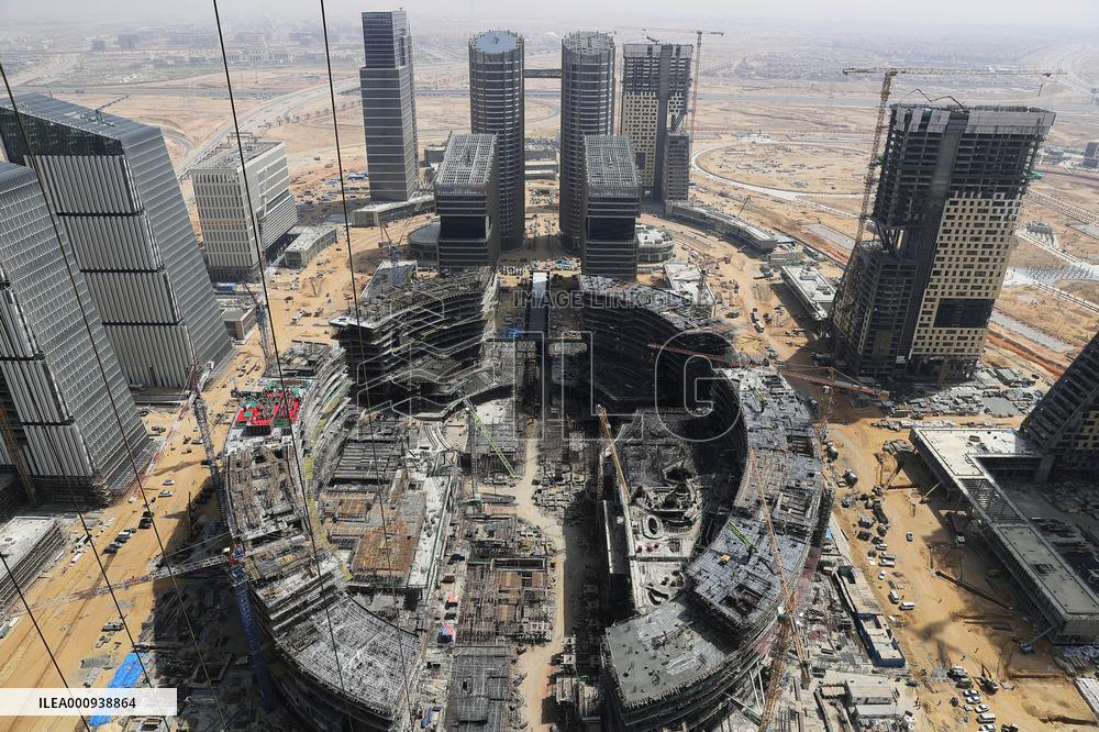 EGYPT-NEW ADMINISTRATIVE CAPITAL-CBD CONSTRUCTION-CRESCENT TOWER-TOPPING OUT